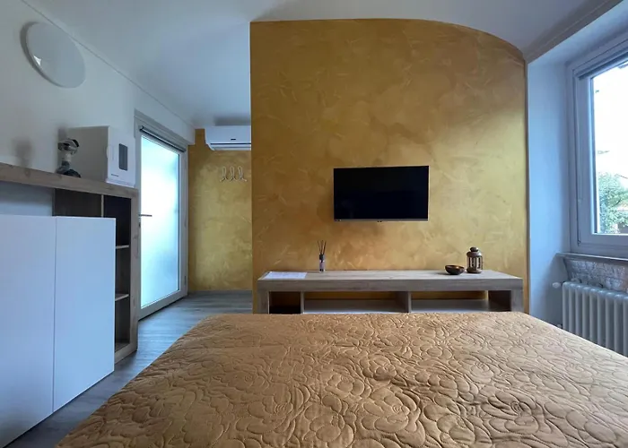 Maria Bed & Breakfast 3*